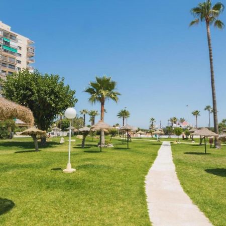 Estudio Recien Reformado En Primera Linea De Playa Lägenhet Benalmádena Exteriör bild
