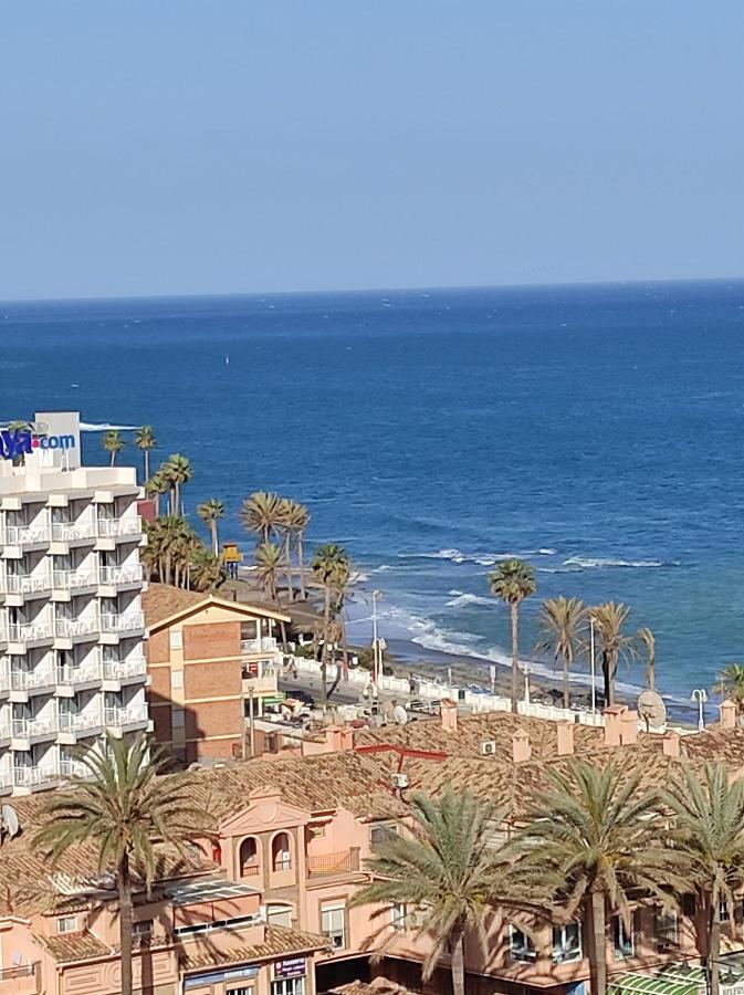 Estudio Recien Reformado En Primera Linea De Playa Lägenhet Benalmádena Exteriör bild